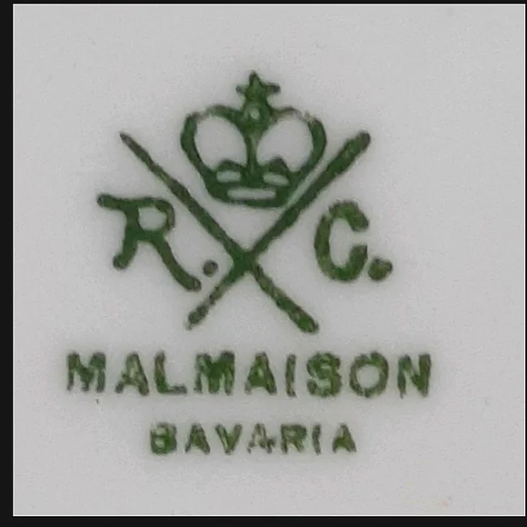 Pair Of Malmaison Bavaria Hand Painted Floral Plates - Picture 3 of 3